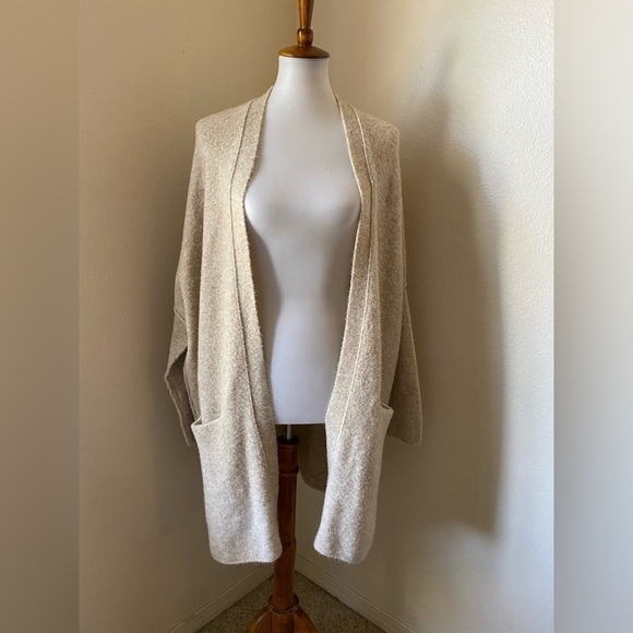ATM Women’s Wool Blend Open Cardigan Light Beige Size M Long Front Pockets - Picture 1 of 7